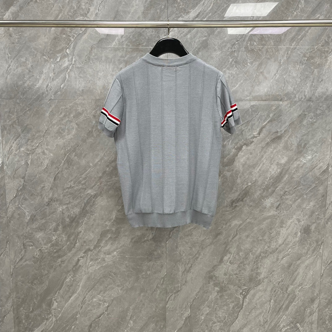 2025 Knitted T-shirt