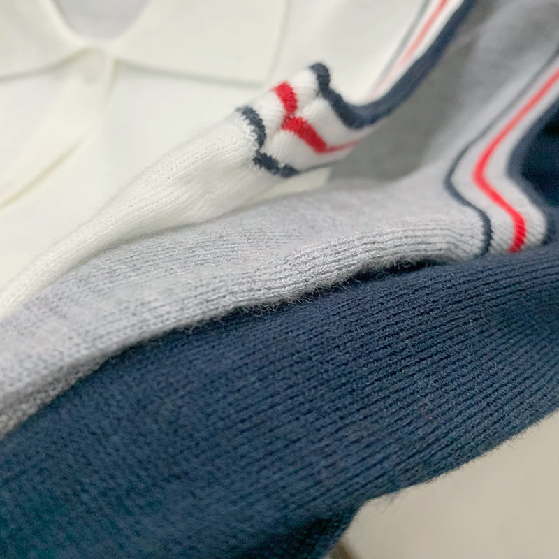 2025 Sleeveless sweater
