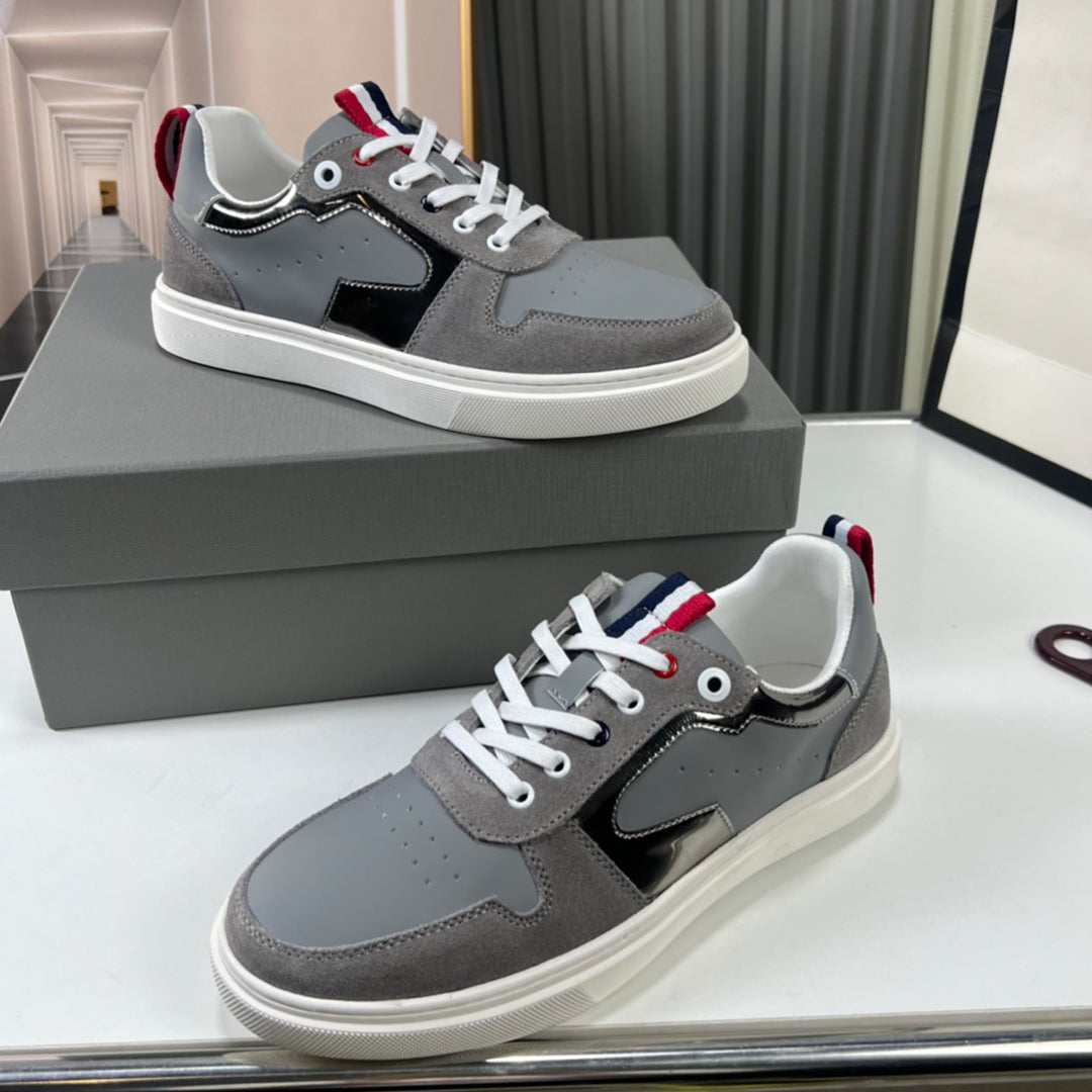 2025 Leather sneakers