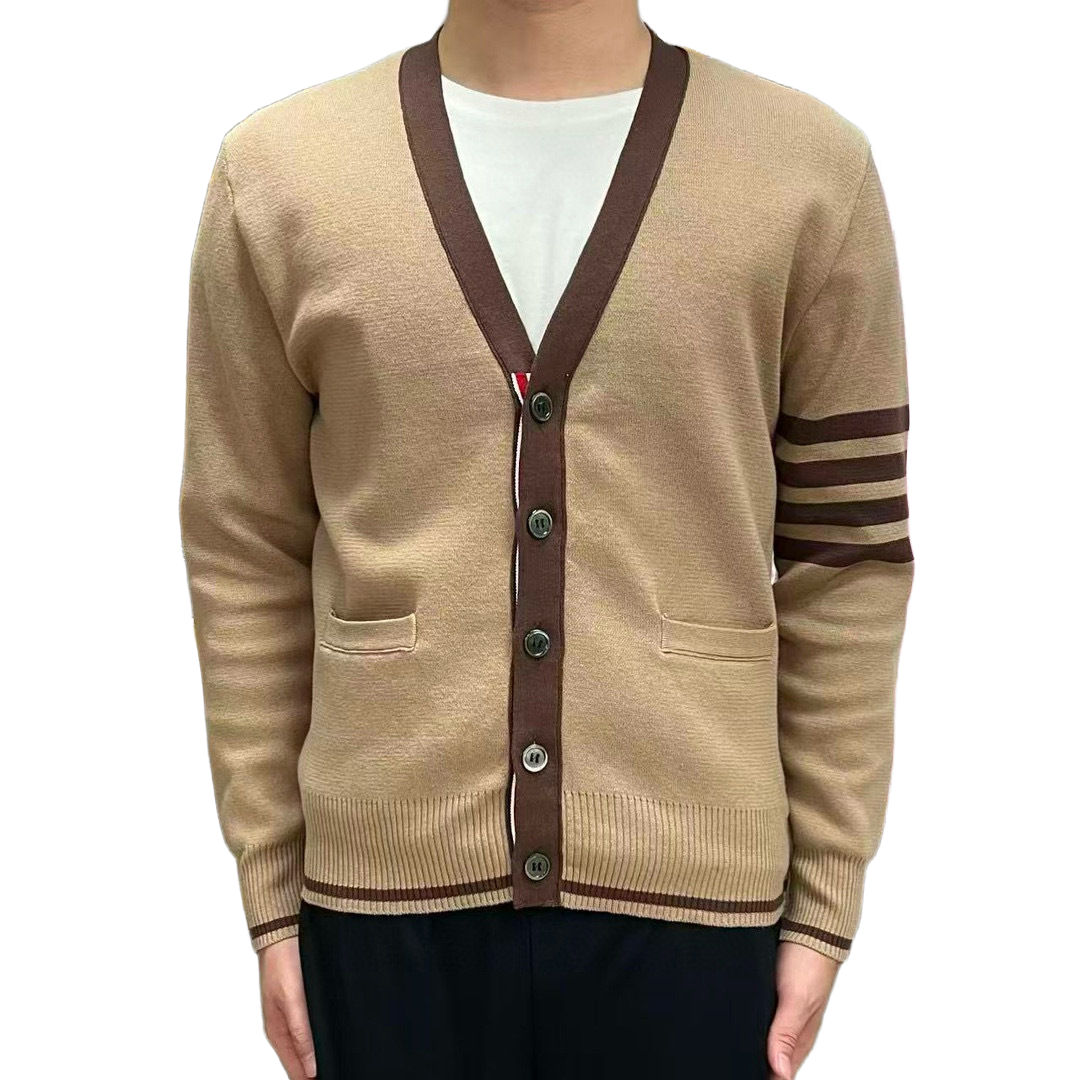 2025  knitted cardigan