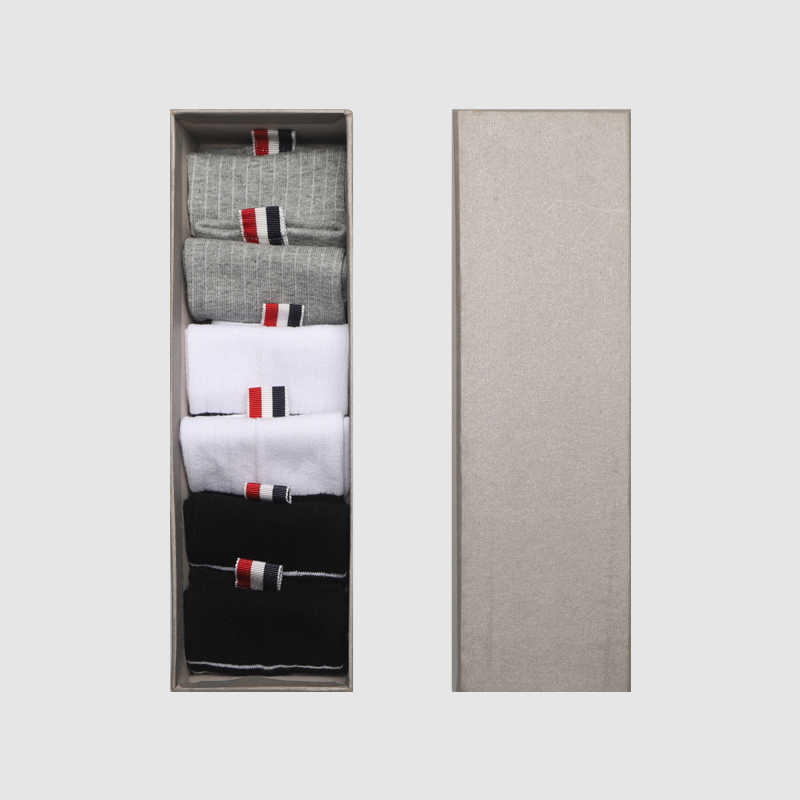 2025 Four stripe socks