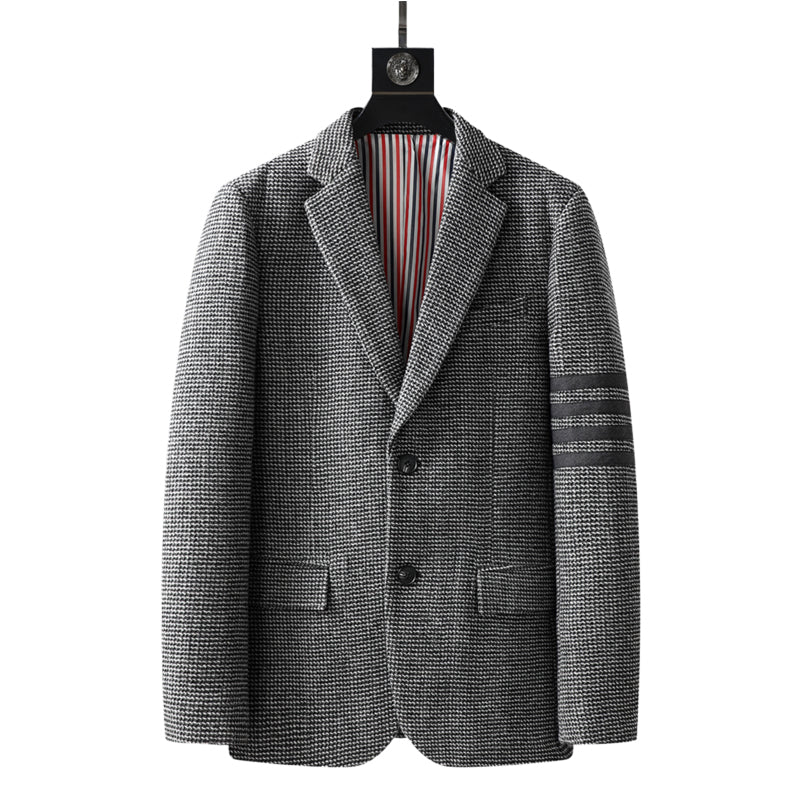 2025  Leisure suit