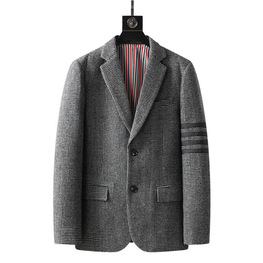 2025  Leisure suit