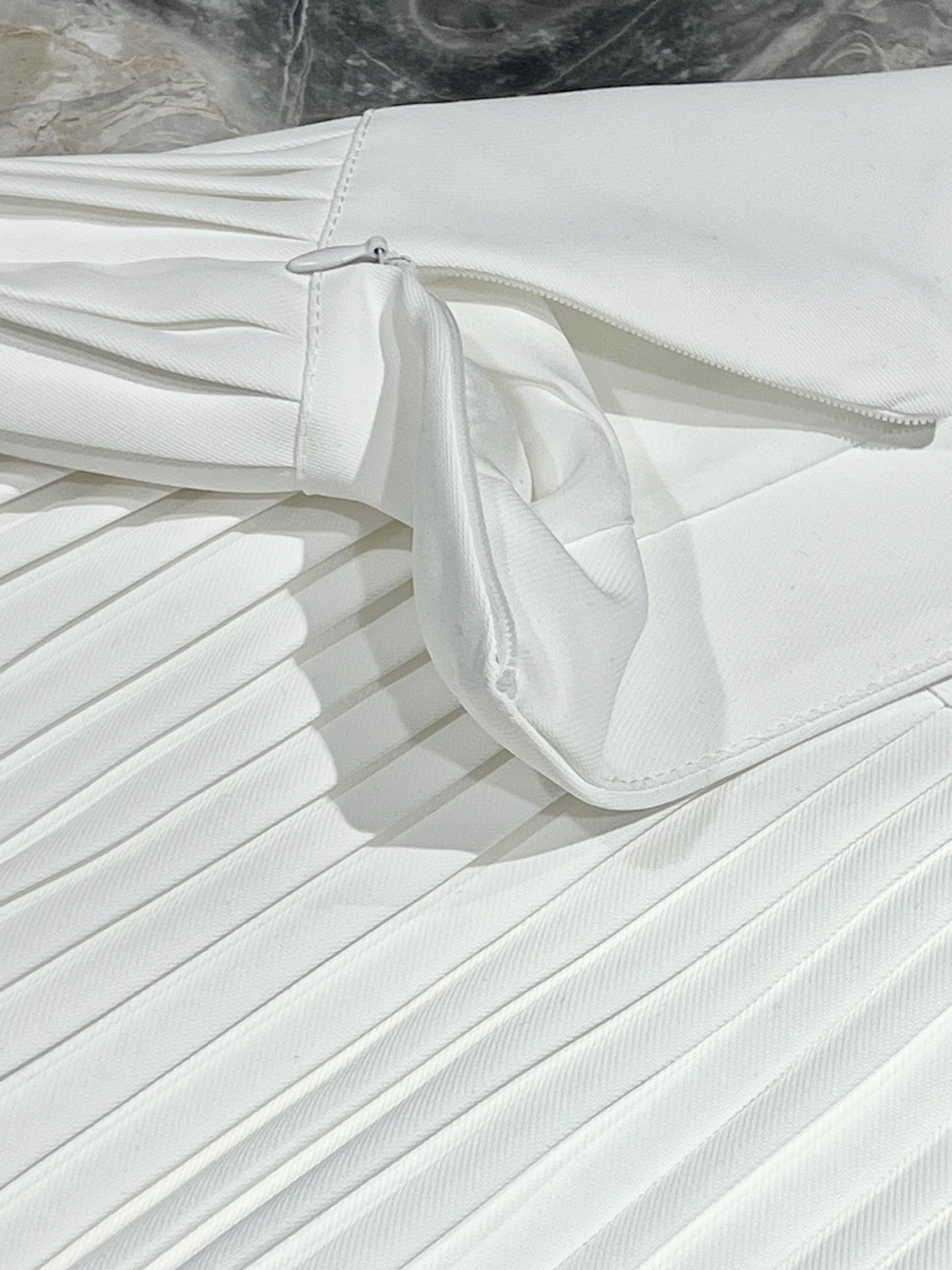 2025 Puppy pleated skirt
