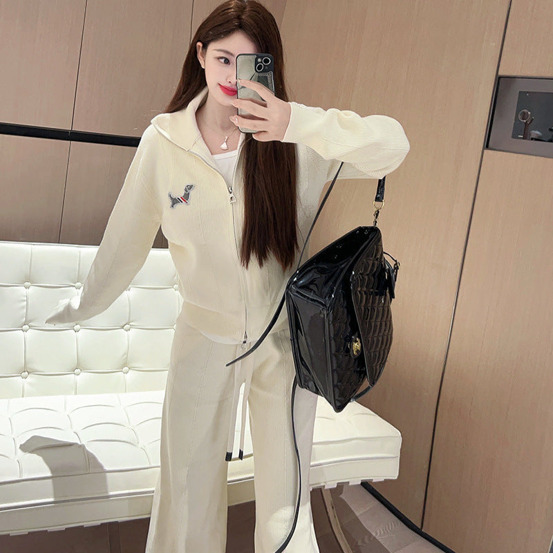 2025  Knitted suit