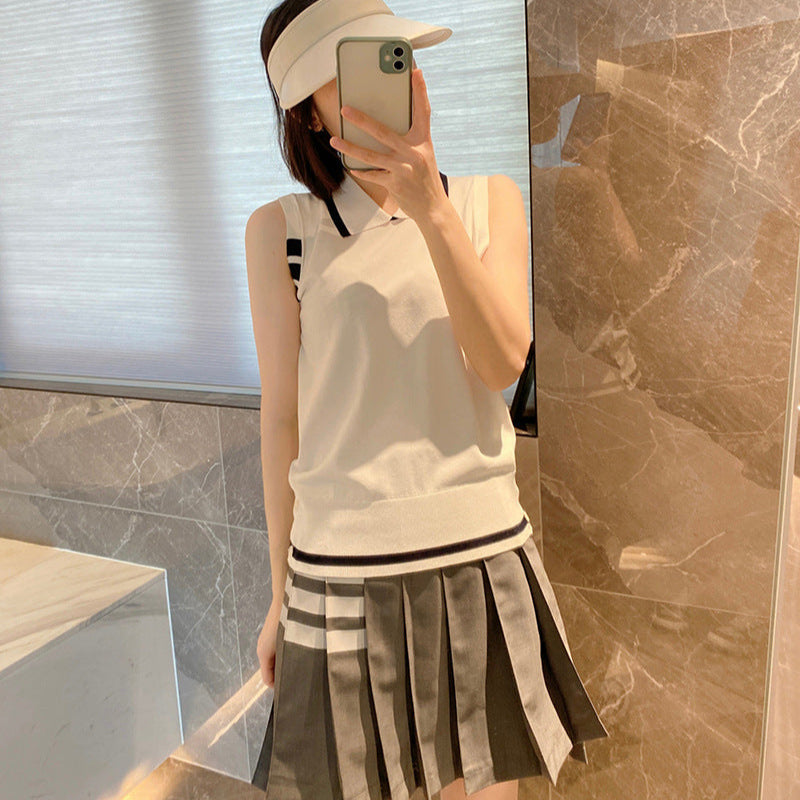Sleeveless T-shirt