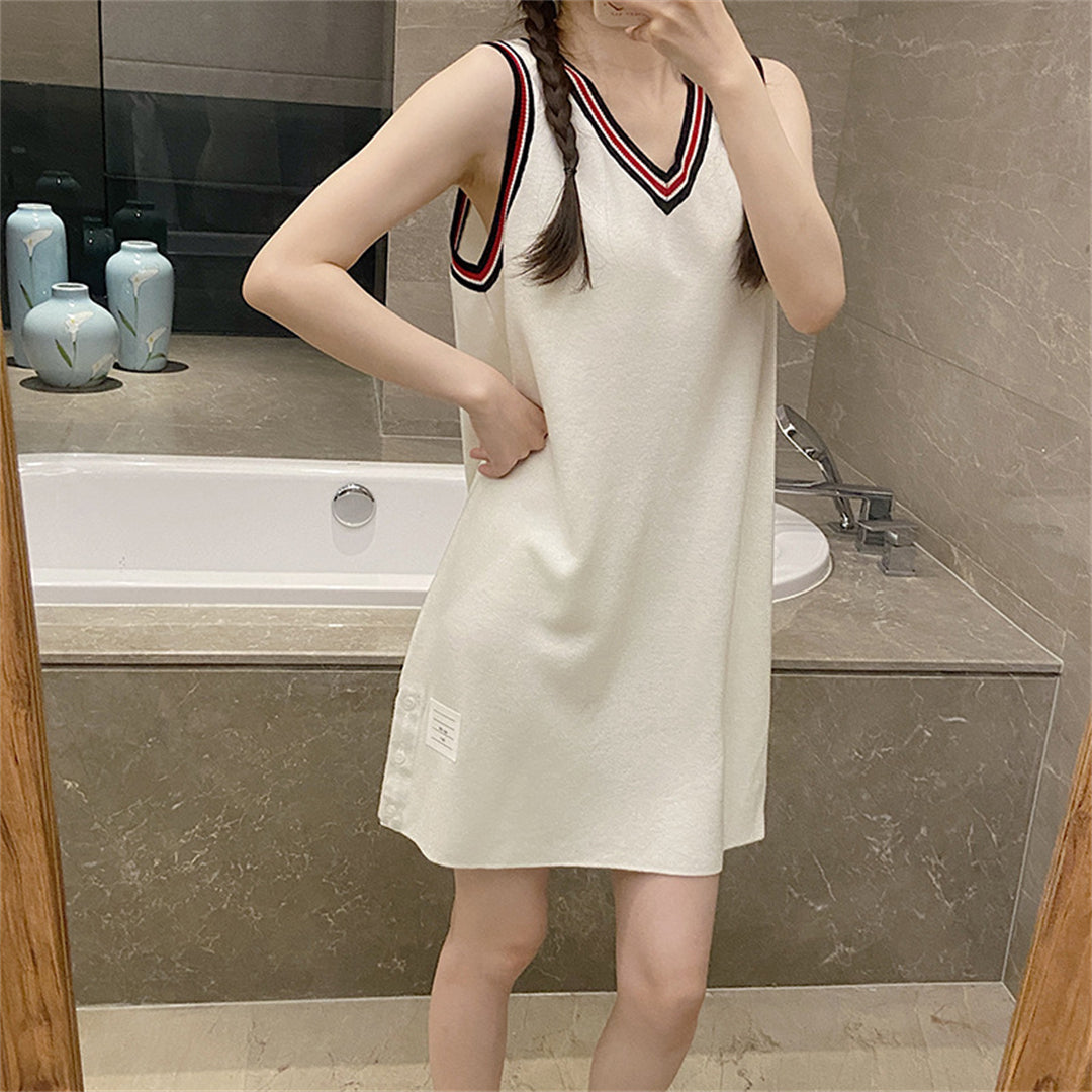 2025  Sleeveless knitted dress