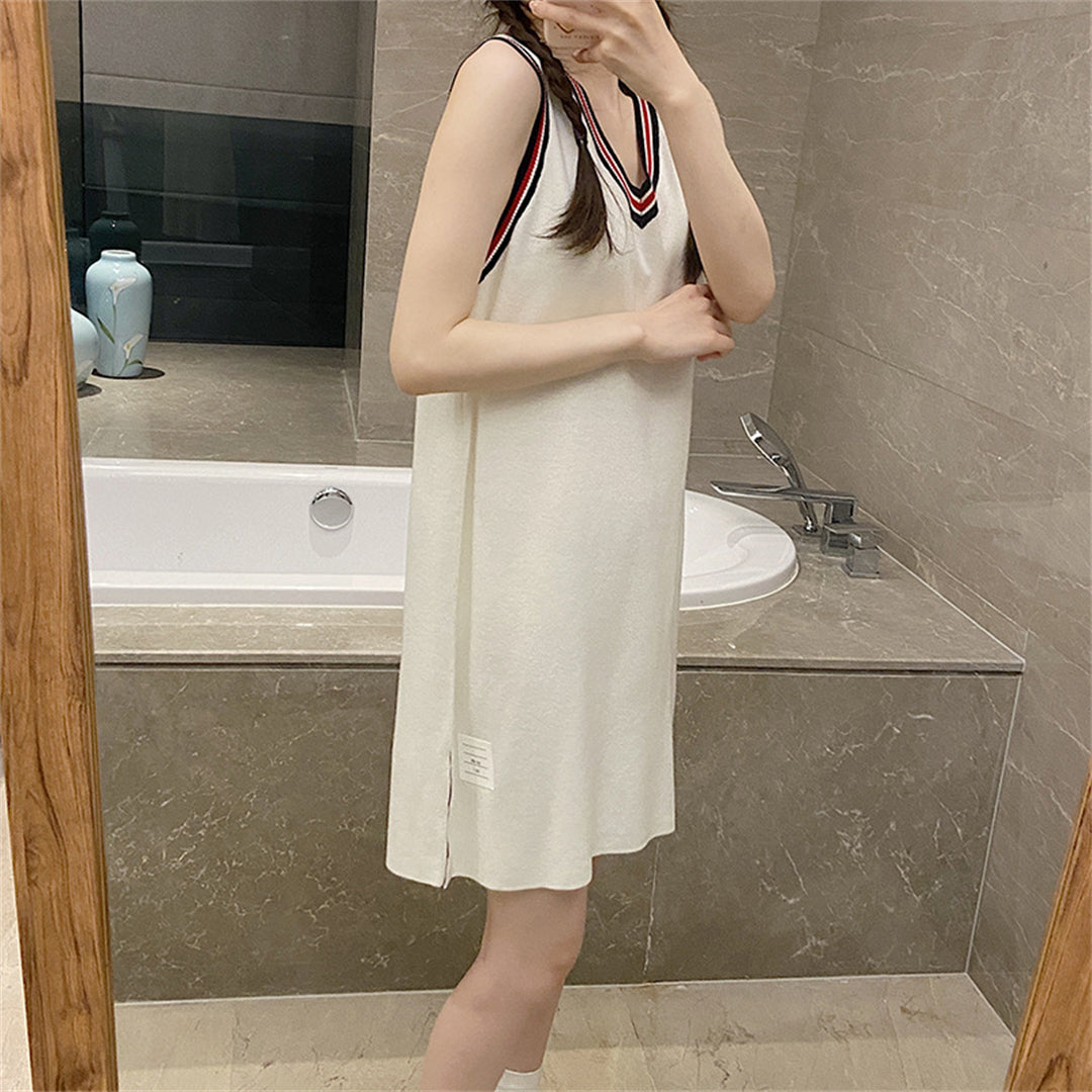 2025  Sleeveless knitted dress