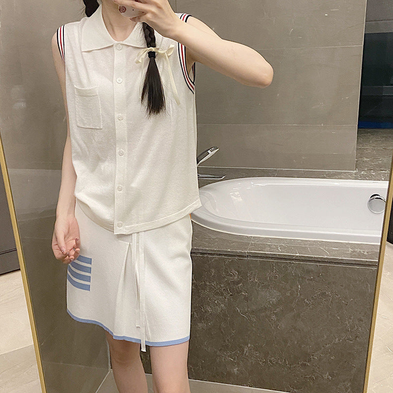 2025  Sleeveless sweater