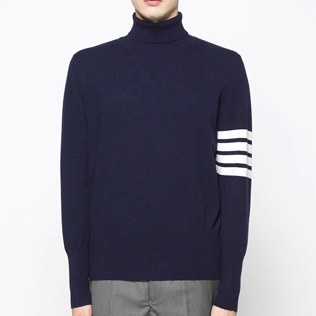 2025 Turtleneck sweater