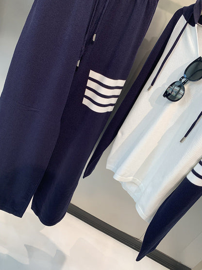 Casual sports suit
