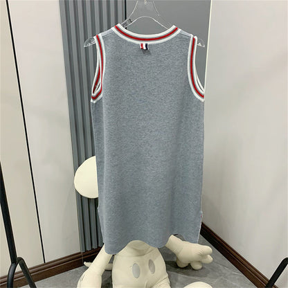 2025  Sleeveless knitted dress