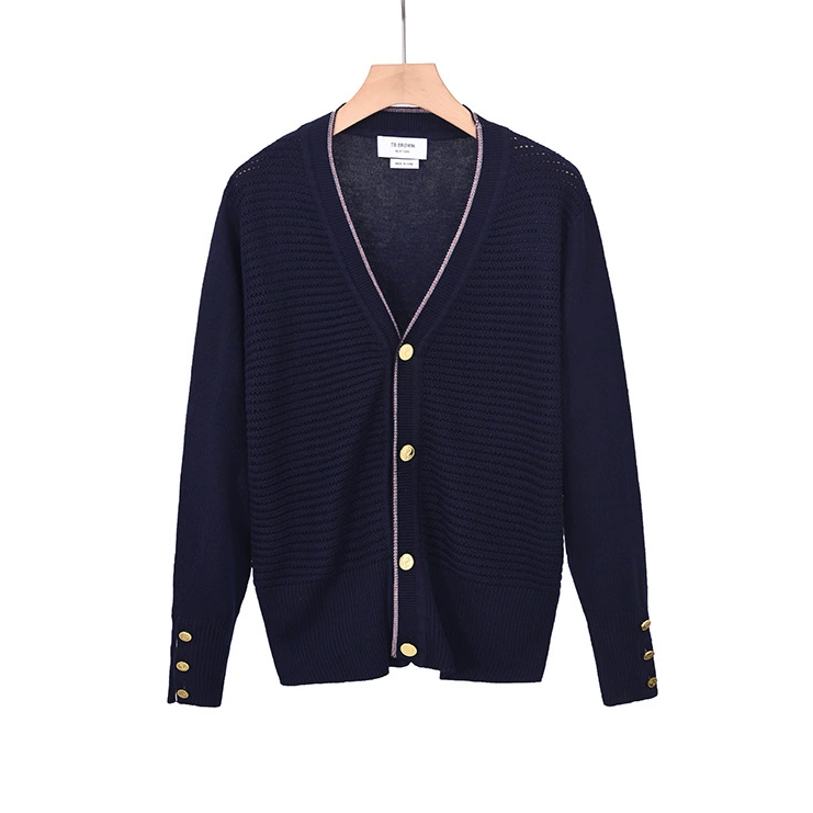 2025  Knitted cardigan