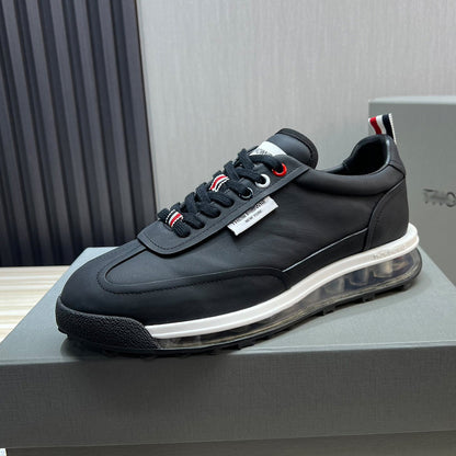 2025 Man Sneakers