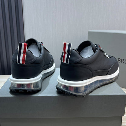 2025 Man Sneakers