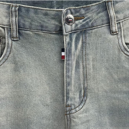 Simple ripped jeans